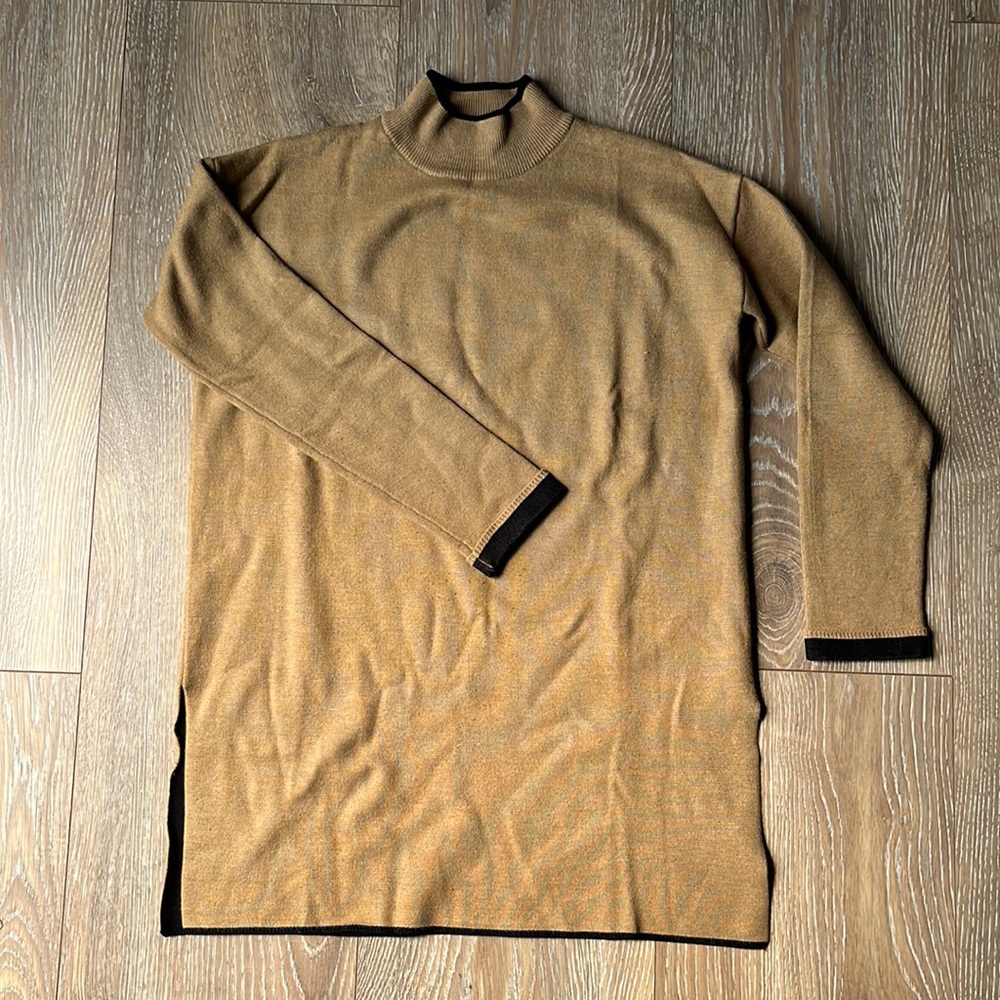 Topshop sweater sweatshirt. Cream / tan size US 4